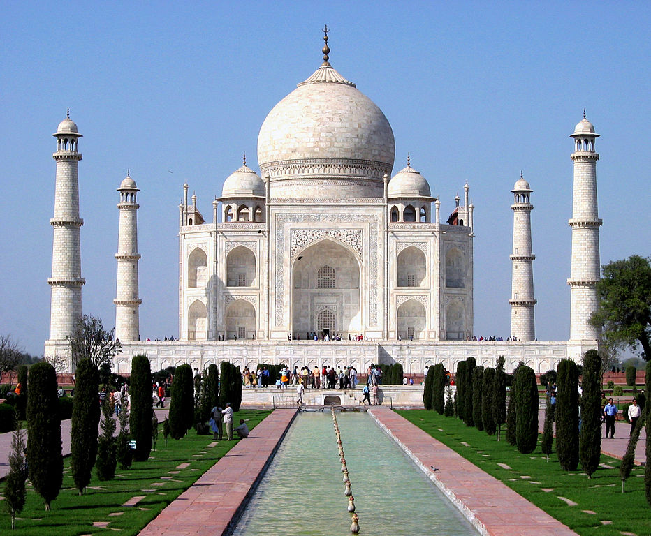 Taj-Mahal-in-Agra
